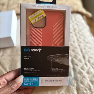 Speck antibacterial iPhone 11 Pro Max Case